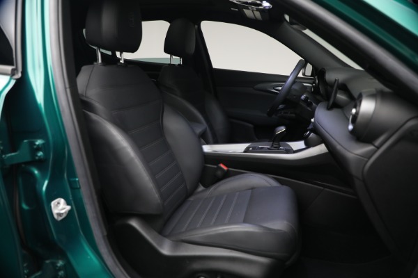 Used 2024 Alfa Romeo Tonale Hybrid Ti for sale $30,900 at Bugatti of Greenwich in Greenwich CT 06830 16
