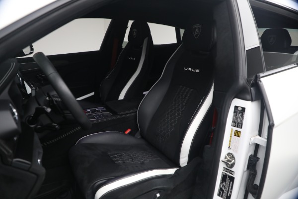 Used 2024 Lamborghini Urus Performante for sale $289,900 at Bugatti of Greenwich in Greenwich CT 06830 14