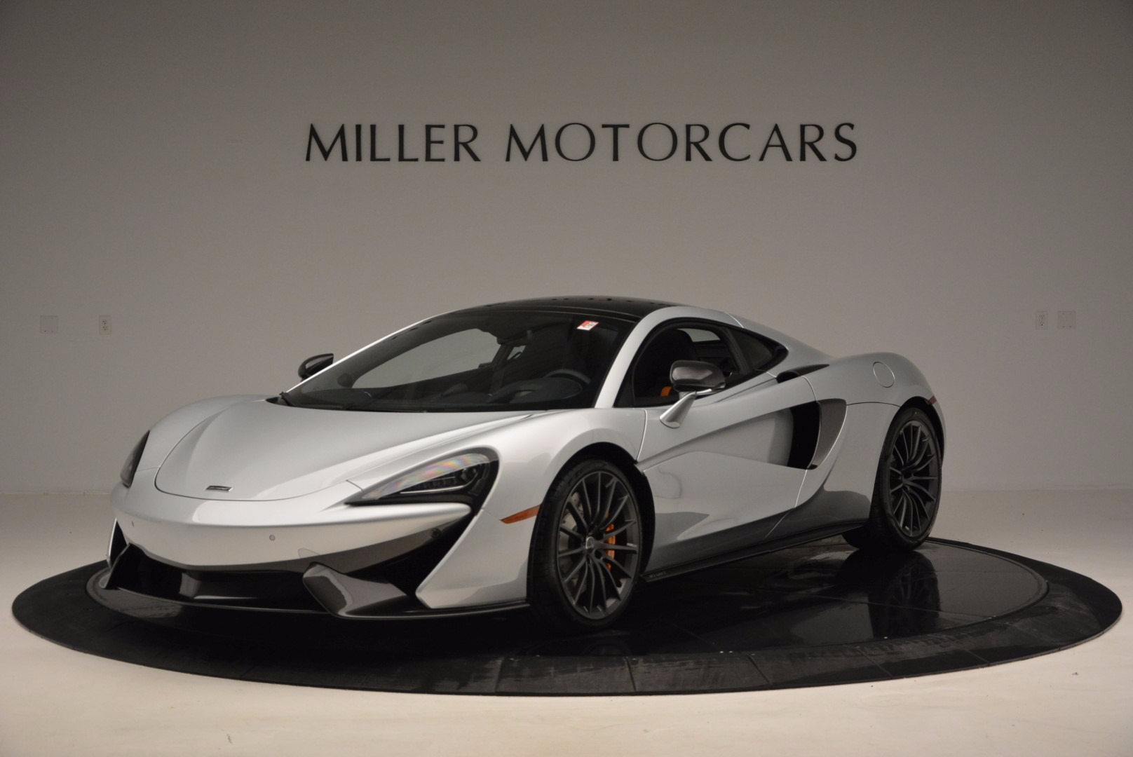 New 2017 McLaren 570GT for sale Sold at Bugatti of Greenwich in Greenwich CT 06830 1