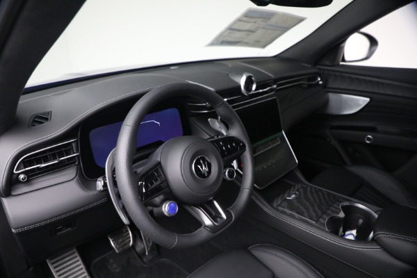 New 2026 Maserati Grecale Modena V6 for sale $92,055 at Bugatti of Greenwich in Greenwich CT 06830 13