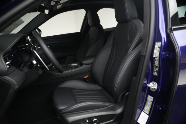New 2026 Maserati Grecale Modena V6 for sale $92,055 at Bugatti of Greenwich in Greenwich CT 06830 15