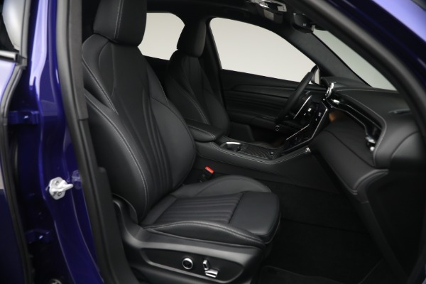 New 2026 Maserati Grecale Modena V6 for sale $92,055 at Bugatti of Greenwich in Greenwich CT 06830 17