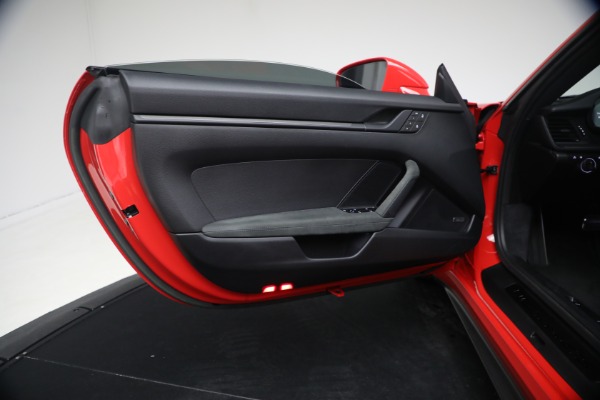 Used 2022 Porsche 911 Carrera 4 GTS for sale $155,900 at Bugatti of Greenwich in Greenwich CT 06830 27