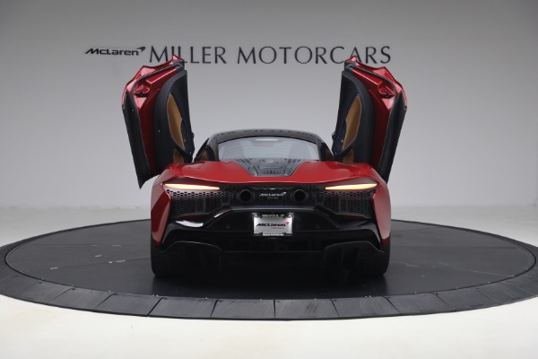 Used 2024 McLaren Artura TechLux for sale $182,900 at Bugatti of Greenwich in Greenwich CT 06830 17