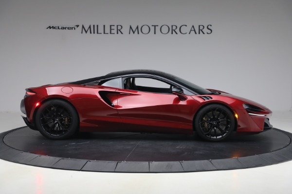 Used 2024 McLaren Artura TechLux for sale $182,900 at Bugatti of Greenwich in Greenwich CT 06830 9