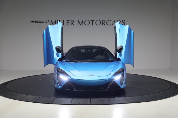 Used 2024 McLaren Artura Performance for sale $182,900 at Bugatti of Greenwich in Greenwich CT 06830 13