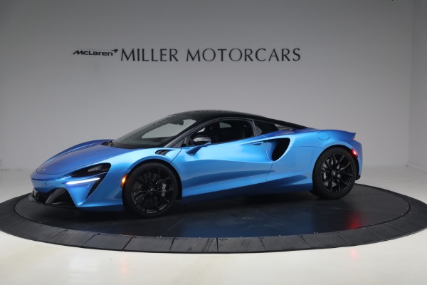 Used 2024 McLaren Artura Performance for sale $182,900 at Bugatti of Greenwich in Greenwich CT 06830 2