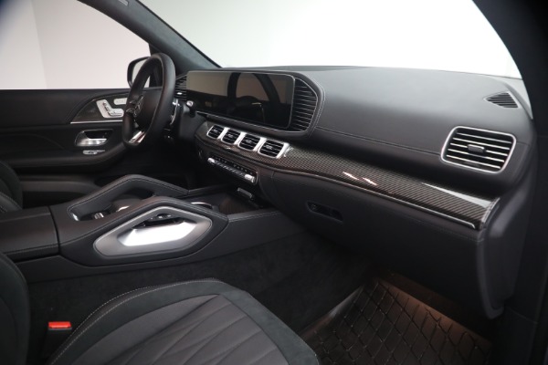 Used 2026 Mercedes-Benz GLS AMG GLS 63 for sale $147,900 at Bugatti of Greenwich in Greenwich CT 06830 22