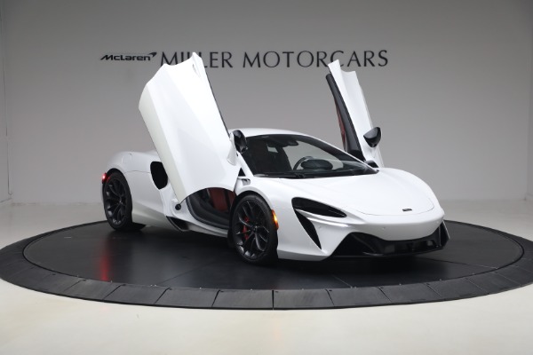 Used 2023 McLaren Artura TechLux for sale $164,900 at Bugatti of Greenwich in Greenwich CT 06830 20