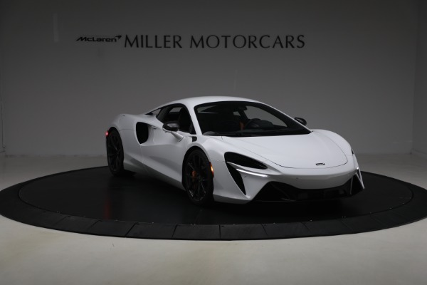 Used 2023 McLaren Artura Performance for sale $164,900 at Bugatti of Greenwich in Greenwich CT 06830 11