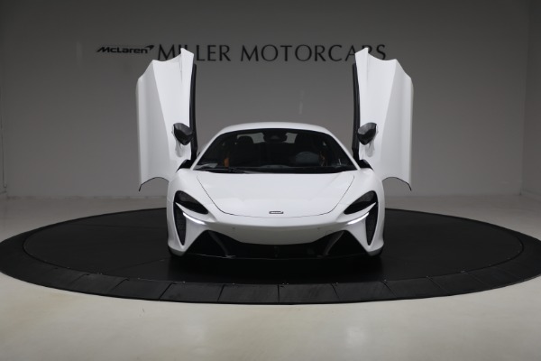 Used 2023 McLaren Artura Performance for sale $164,900 at Bugatti of Greenwich in Greenwich CT 06830 21