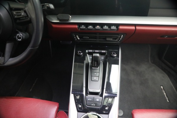 Used 2021 Porsche 911 Carrera S for sale $134,900 at Bugatti of Greenwich in Greenwich CT 06830 27