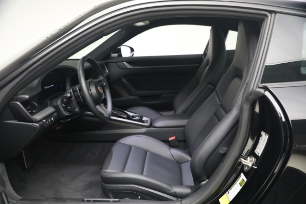 Used 2025 Porsche 911 Carrera for sale $137,900 at Bugatti of Greenwich in Greenwich CT 06830 16