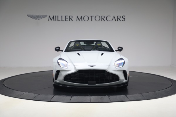 New 2026 Aston Martin Vantage S Roadster for sale $261,400 at Bugatti of Greenwich in Greenwich CT 06830 12