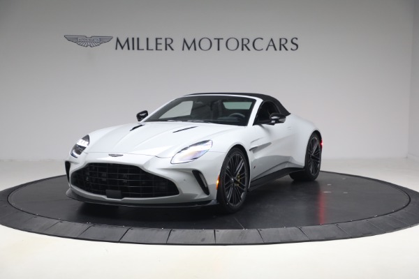 New 2026 Aston Martin Vantage S Roadster for sale $261,400 at Bugatti of Greenwich in Greenwich CT 06830 13