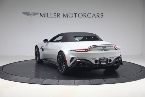 New 2026 Aston Martin Vantage S Roadster for sale $261,400 at Bugatti of Greenwich in Greenwich CT 06830 17