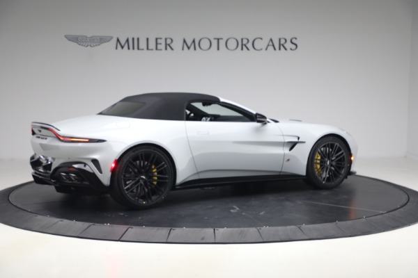 New 2026 Aston Martin Vantage S Roadster for sale $261,400 at Bugatti of Greenwich in Greenwich CT 06830 20