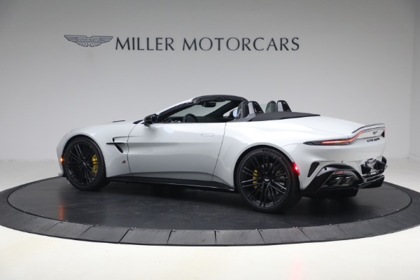 New 2026 Aston Martin Vantage S Roadster for sale $261,400 at Bugatti of Greenwich in Greenwich CT 06830 4