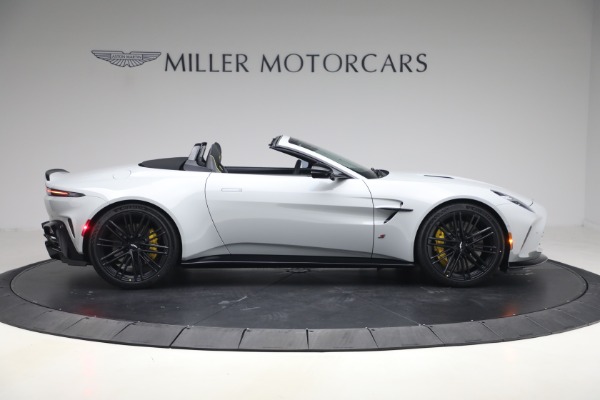 New 2026 Aston Martin Vantage S Roadster for sale $261,400 at Bugatti of Greenwich in Greenwich CT 06830 9