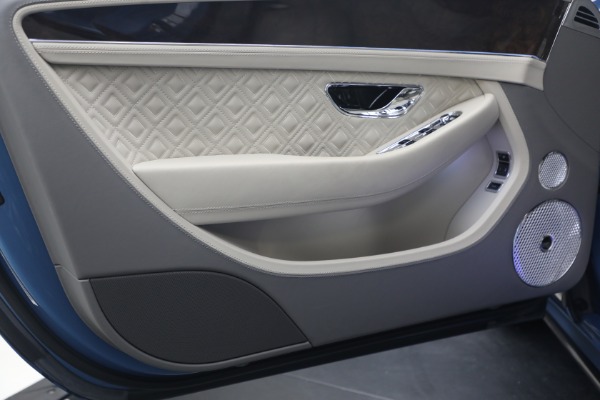 Used 2024 Bentley Continental GTC Speed for sale $294,900 at Bugatti of Greenwich in Greenwich CT 06830 27
