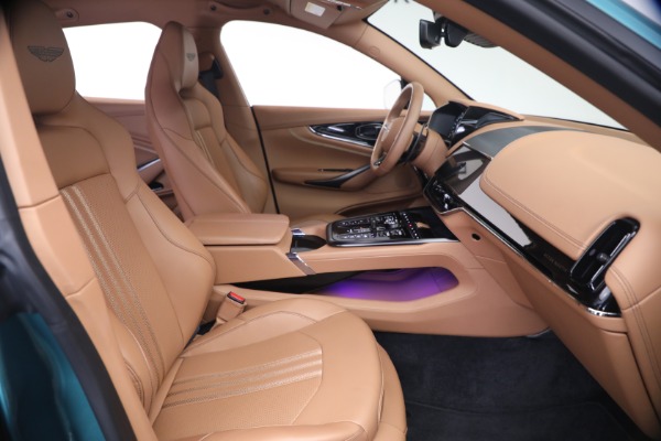 Used 2025 Aston Martin DBX 707 for sale $219,900 at Bugatti of Greenwich in Greenwich CT 06830 27