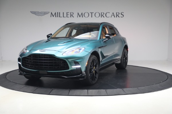 2025 Aston Martin DBX