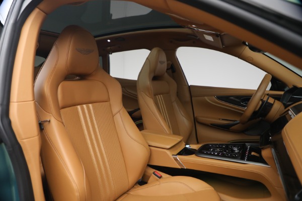 Used 2025 Aston Martin DBX 707 for sale $214,900 at Bugatti of Greenwich in Greenwich CT 06830 24