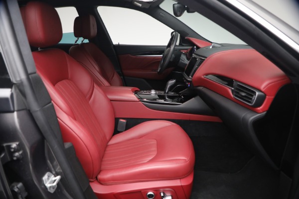 Used 2022 Maserati Levante GT for sale $42,900 at Bugatti of Greenwich in Greenwich CT 06830 13