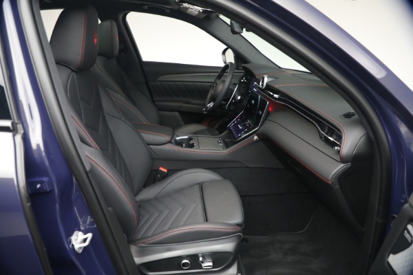 New 2026 Maserati Grecale Modena V6 for sale $100,905 at Bugatti of Greenwich in Greenwich CT 06830 14