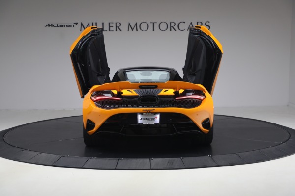 Used 2025 McLaren 750S Spider Performance for sale $369,900 at Bugatti of Greenwich in Greenwich CT 06830 17