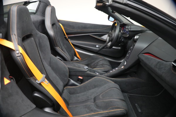 Used 2025 McLaren 750S Spider Performance for sale $369,900 at Bugatti of Greenwich in Greenwich CT 06830 25