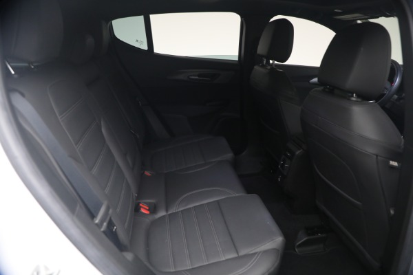 Used 2024 Alfa Romeo Tonale Hybrid Ti for sale $28,900 at Bugatti of Greenwich in Greenwich CT 06830 18