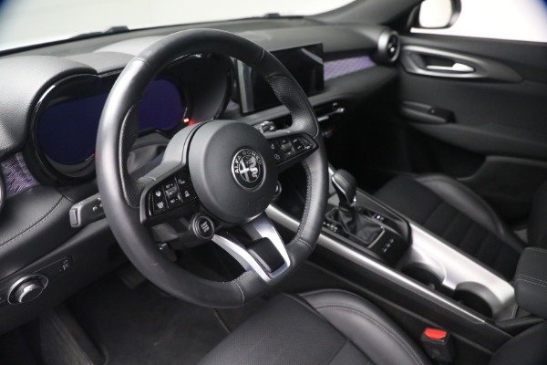 Used 2024 Alfa Romeo Tonale Hybrid Ti for sale $28,900 at Bugatti of Greenwich in Greenwich CT 06830 21