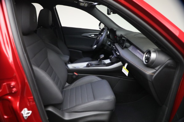 New 2026 Alfa Romeo Tonale Sprint for sale $46,935 at Bugatti of Greenwich in Greenwich CT 06830 16