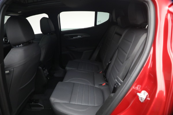 New 2026 Alfa Romeo Tonale Sprint for sale $46,935 at Bugatti of Greenwich in Greenwich CT 06830 18