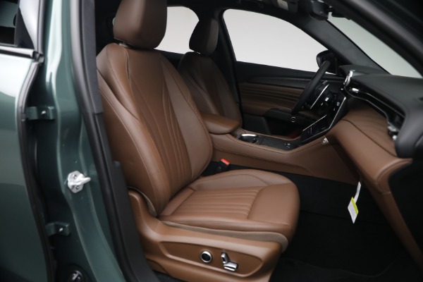 New 2026 Maserati Grecale Modena V6 for sale $96,295 at Bugatti of Greenwich in Greenwich CT 06830 16