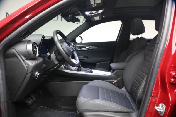 Used 2024 Alfa Romeo Tonale Hybrid Ti for sale $29,900 at Bugatti of Greenwich in Greenwich CT 06830 15