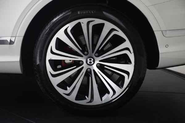 Used 2022 Bentley Bentayga V8 for sale $137,900 at Bugatti of Greenwich in Greenwich CT 06830 15
