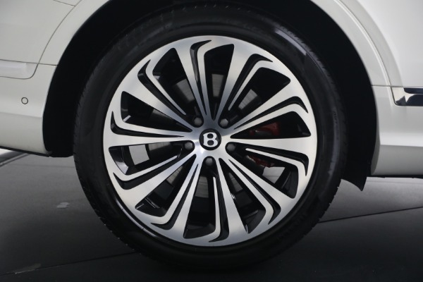 Used 2022 Bentley Bentayga V8 for sale $137,900 at Bugatti of Greenwich in Greenwich CT 06830 16