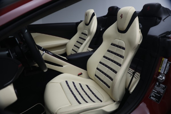 Used 2025 Ferrari Roma Spider for sale $317,900 at Bugatti of Greenwich in Greenwich CT 06830 13
