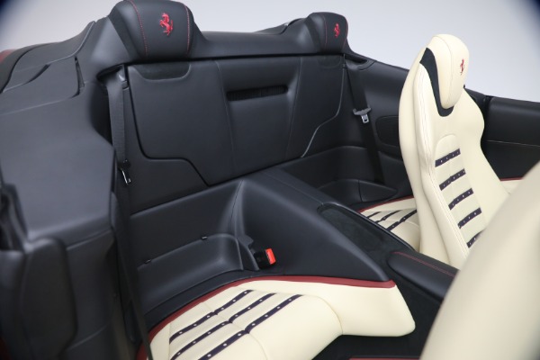 Used 2025 Ferrari Roma Spider for sale $317,900 at Bugatti of Greenwich in Greenwich CT 06830 18
