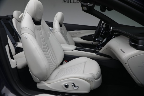 New 2026 Maserati GranCabrio Trofeo for sale $200,785 at Bugatti of Greenwich in Greenwich CT 06830 16