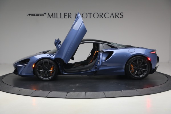 New 2026 McLaren Artura Spider Performance for sale $336,300 at Bugatti of Greenwich in Greenwich CT 06830 15