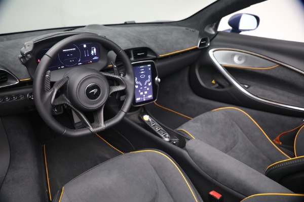 New 2026 McLaren Artura Spider Performance for sale $336,300 at Bugatti of Greenwich in Greenwich CT 06830 23