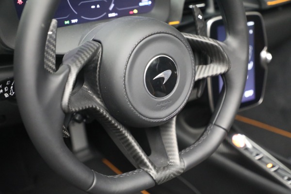 New 2026 McLaren Artura Spider Performance for sale $336,300 at Bugatti of Greenwich in Greenwich CT 06830 28
