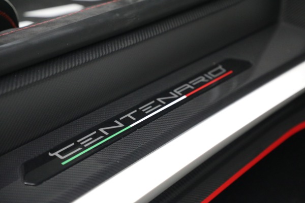 Used 2017 Lamborghini Centenario Roadster for sale $3,995,000 at Bugatti of Greenwich in Greenwich CT 06830 23