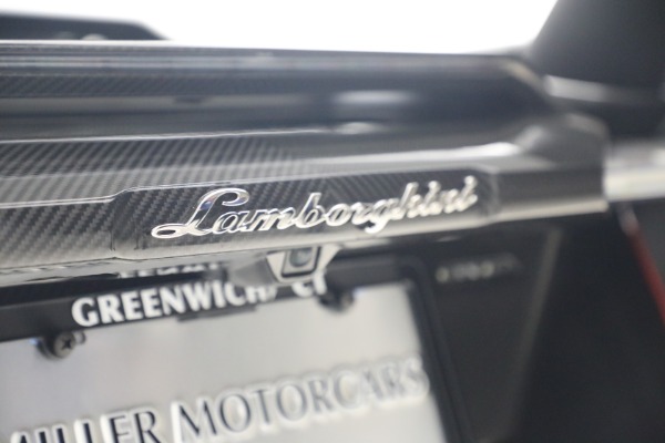 Used 2017 Lamborghini Centenario Roadster for sale $3,995,000 at Bugatti of Greenwich in Greenwich CT 06830 26