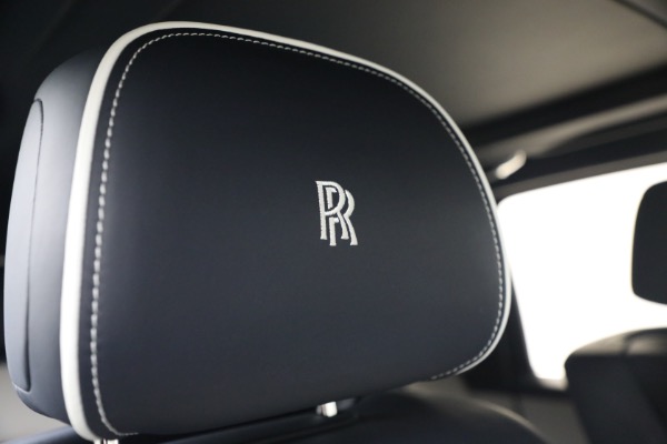 Used 2022 Rolls-Royce Black Badge Cullinan for sale $299,900 at Bugatti of Greenwich in Greenwich CT 06830 26