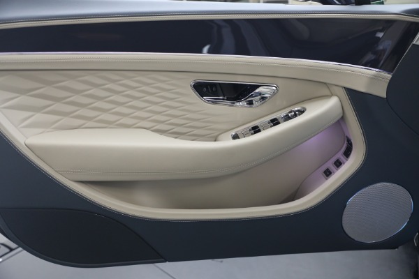 New 2026 Bentley Continental GTC Azure for sale $385,660 at Bugatti of Greenwich in Greenwich CT 06830 22