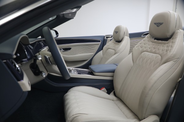 New 2026 Bentley Continental GTC Azure for sale $385,660 at Bugatti of Greenwich in Greenwich CT 06830 25